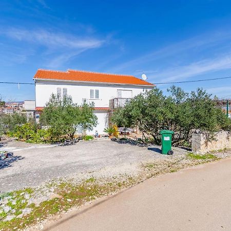 Apartments Stara Maslina 슬라티네 외부 사진