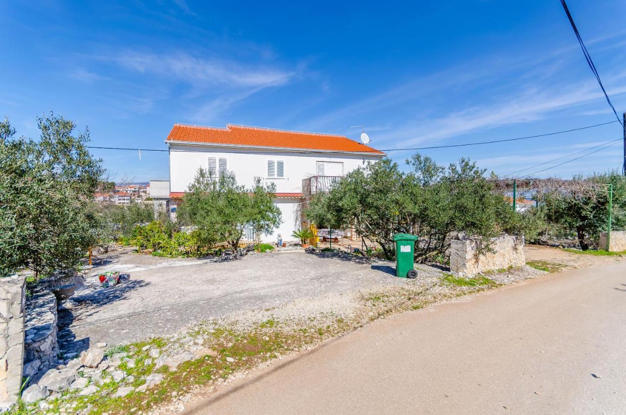 Apartments Stara Maslina 슬라티네 외부 사진