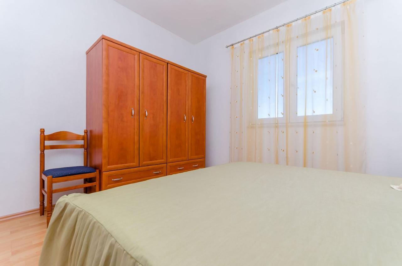 Apartments Stara Maslina 슬라티네 외부 사진