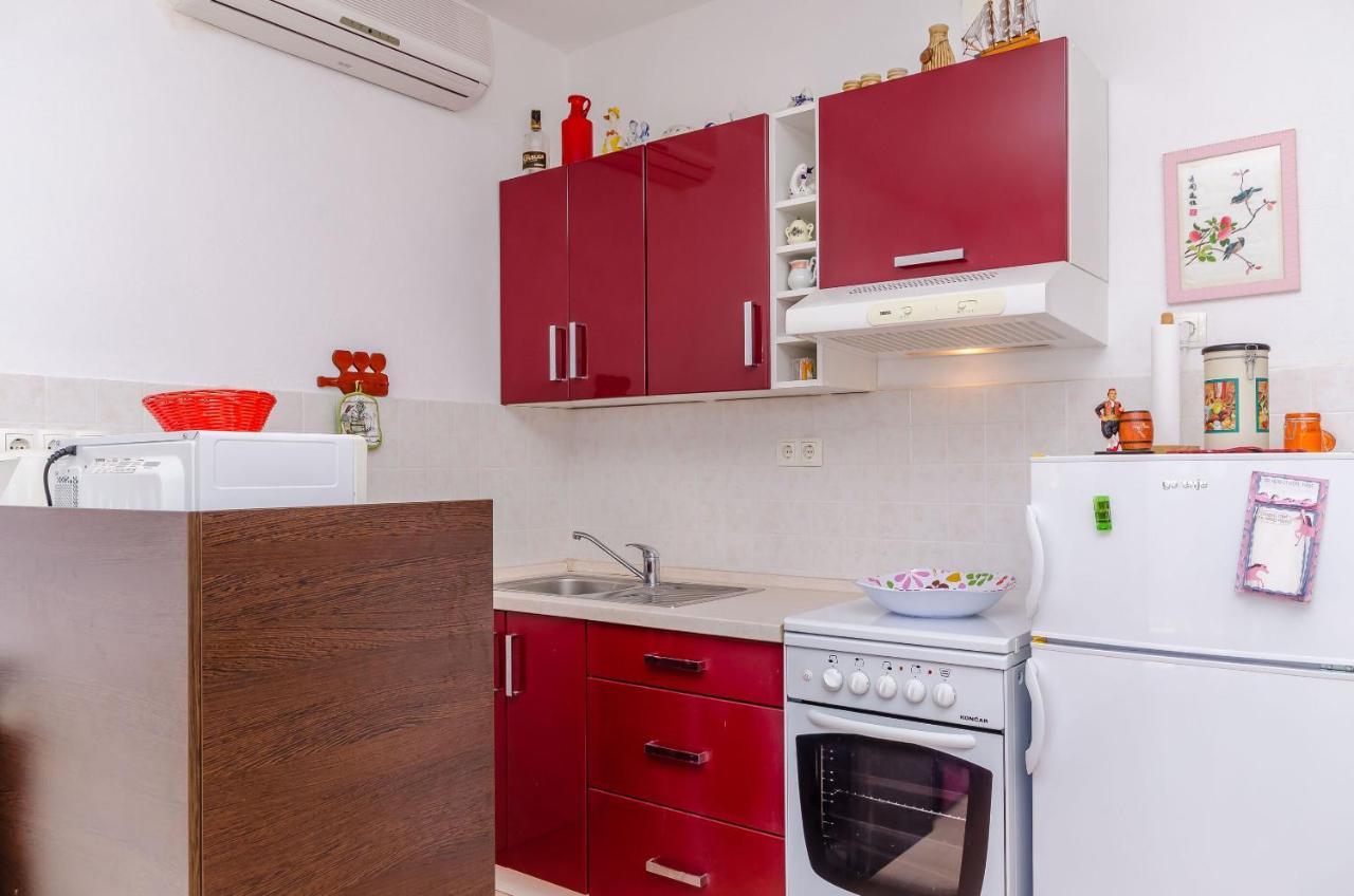 Apartments Stara Maslina 슬라티네 외부 사진